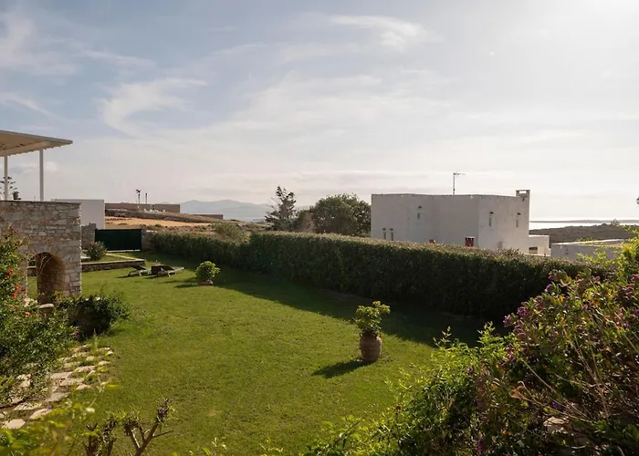 Franca Ideal For Wedding Parties * Sarakíniko