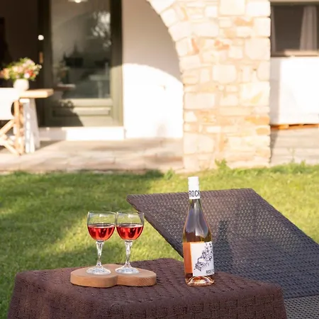 Franca Ideal For Wedding Parties Sarakiniko (Paros)