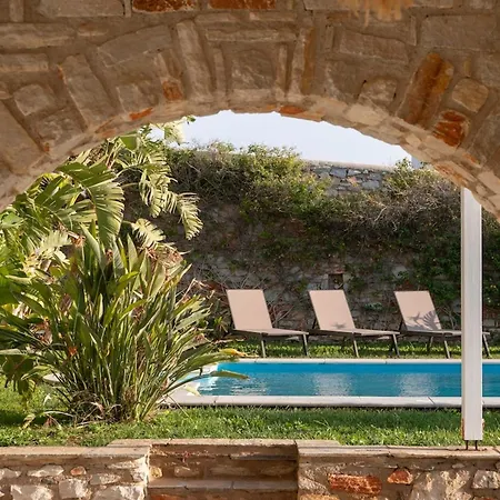 Franca Ideal For Wedding Parties Sarakiniko (Paros)