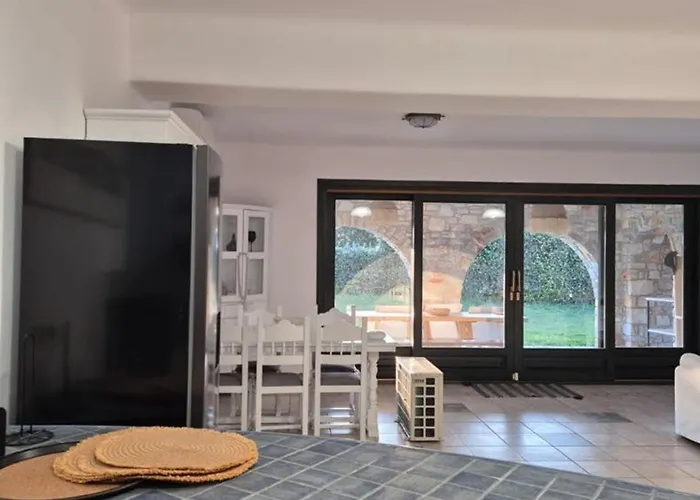 Franca Ideal For Wedding Parties Σαρακίνικο